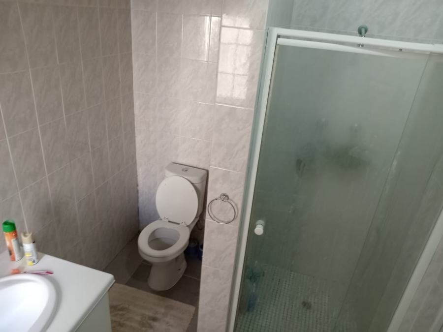 1 Bedroom Property for Sale in Rondebosch Village Western Cape